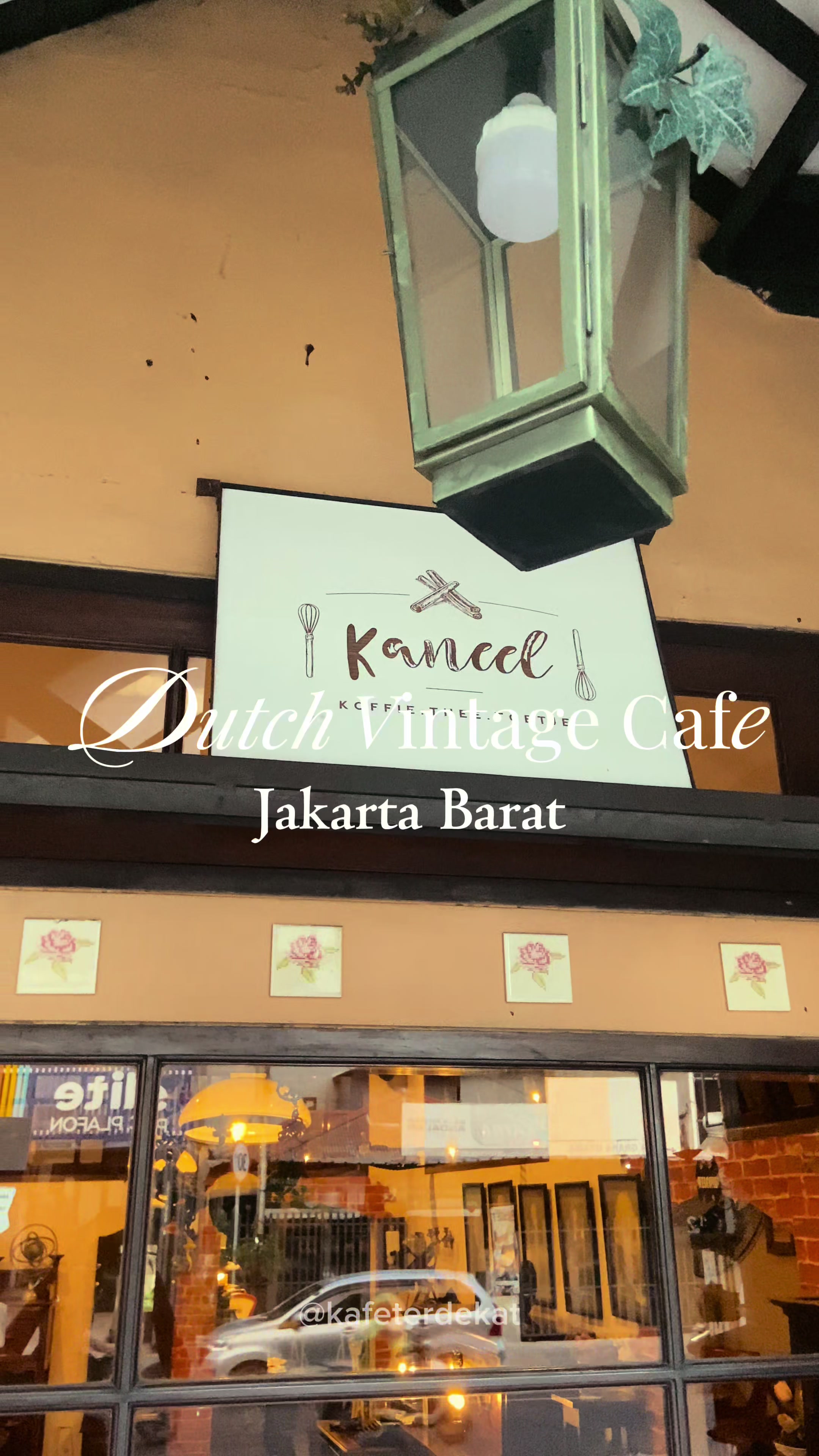 Cafe Vintage