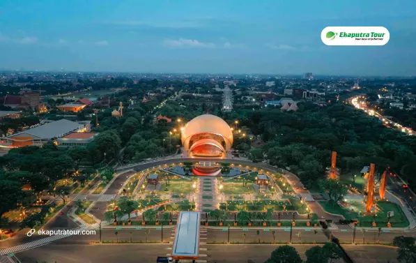 Explore Jakarta: Top-Rated Full Day Guided Tours for Tourists