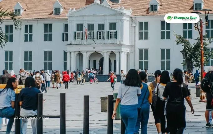 How to Explore Jakarta Like a Local in One Day
