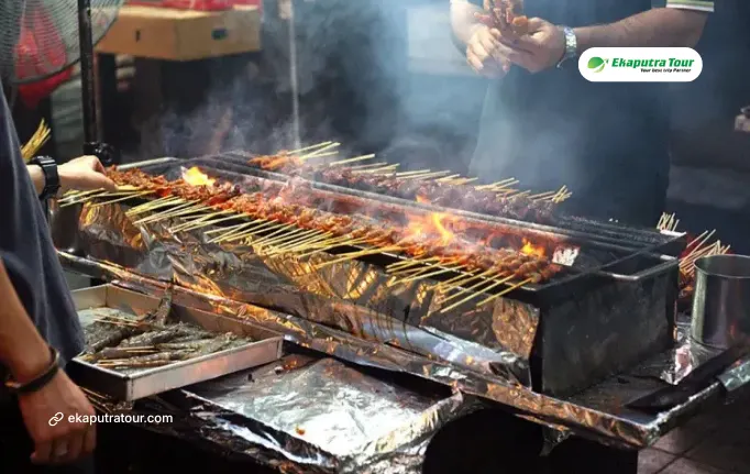 Jakarta Food Tour: Must-Try Culinary Experiences