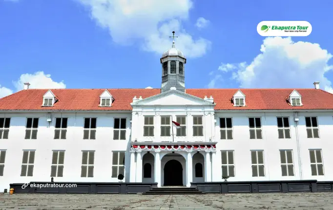 Jakarta Heritage Tour: Colonial Buildings and Museums