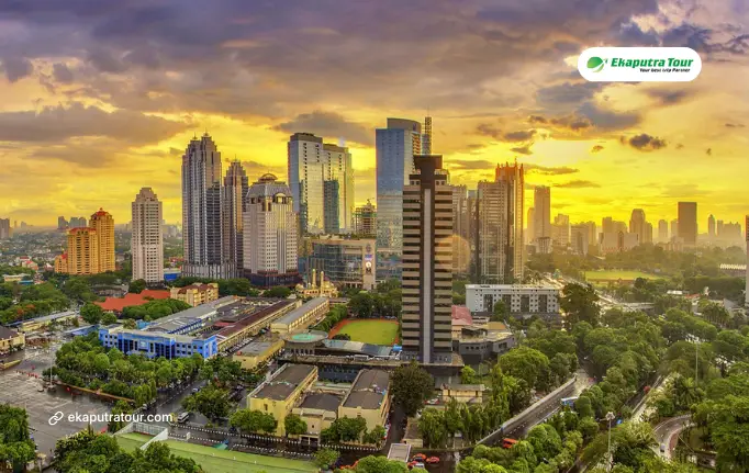 Menteng Heritage Area: Colonial Architecture Walking Tour
