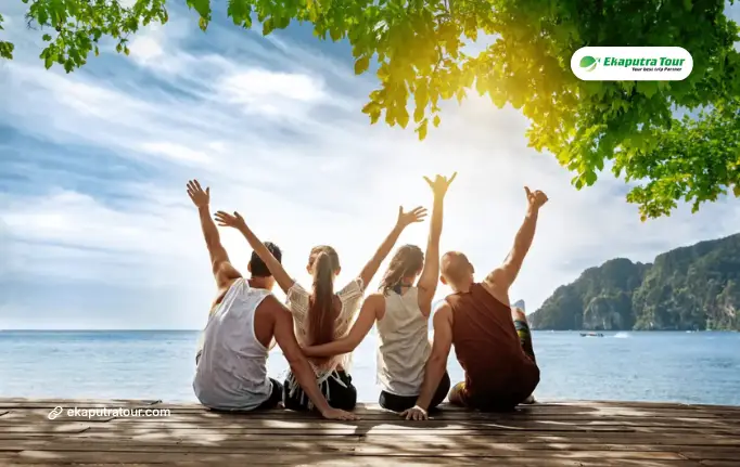 Private Jakarta Tour vs Group Tour: Which to Choose?