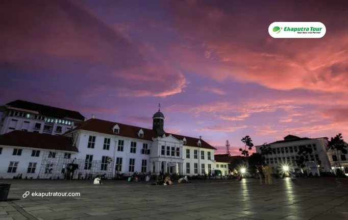 Unforgettable Things to Do in Jakarta at Night: Culture, Food, and City Lights