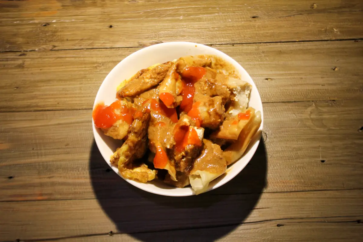 Where to Try Batagor in Bandung: Best Spots & Tips