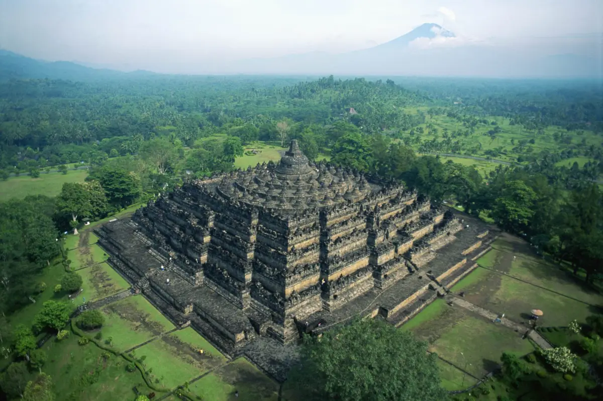 Best of Yogyakarta Tour - 4 Days
