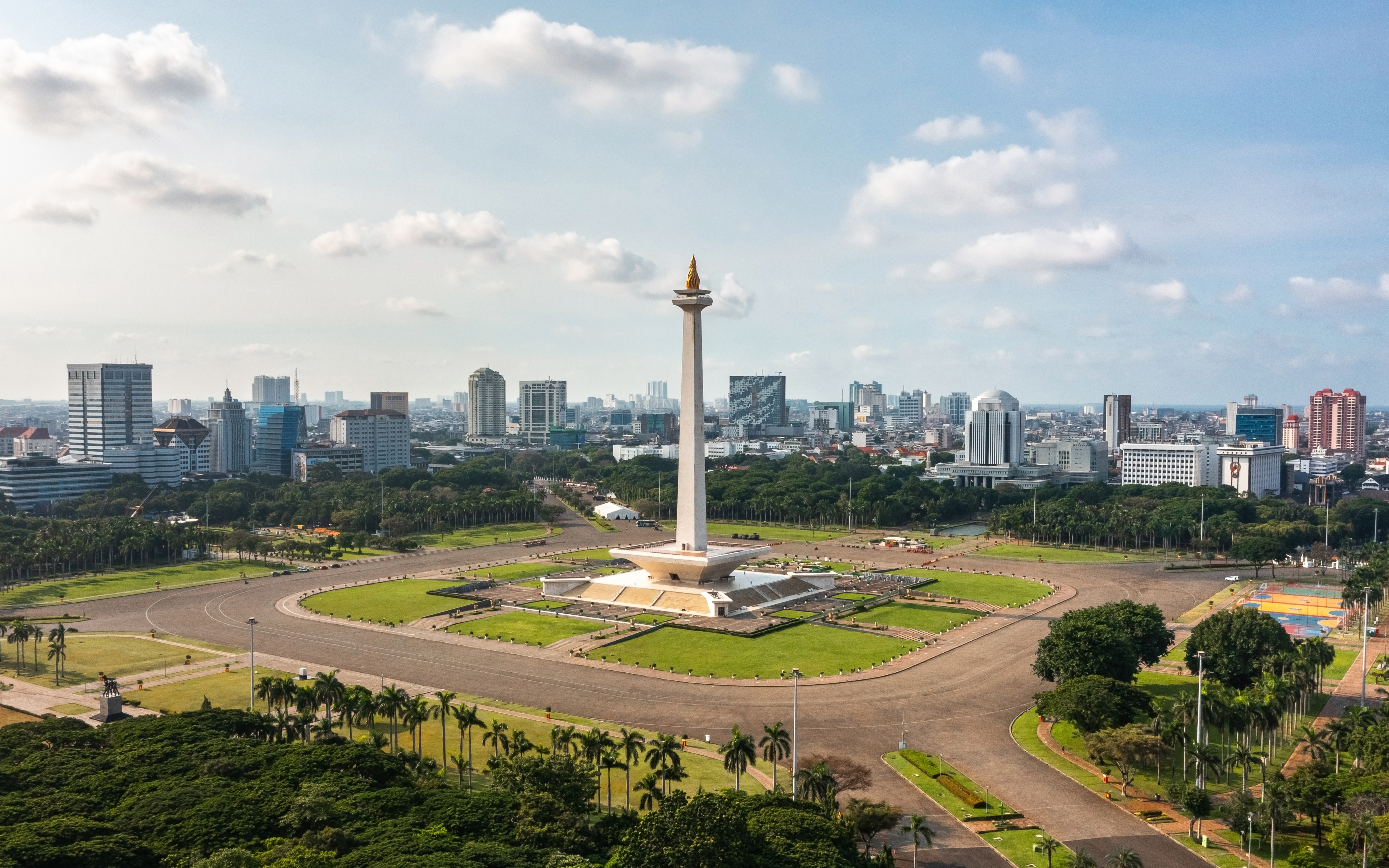 Jakarta: Half-Day Guided Tour with a Private Fun Local Host