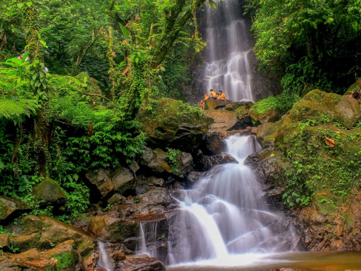 5 Stunning Waterfalls Near Jakarta (Hidden Gems + How to Get There) - Ekaputra