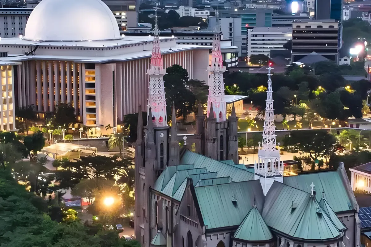 Jakarta Night Tour After Dinner: 3-Hour Easy Route - Ekaputra
