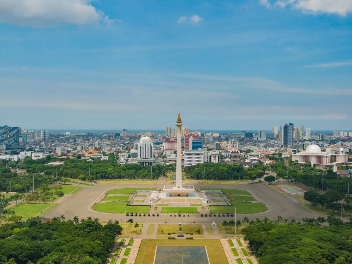 Jakarta’s Hidden Side: Kota Tua, Monas & Sunda Kelapa Harbor - Ekaputra