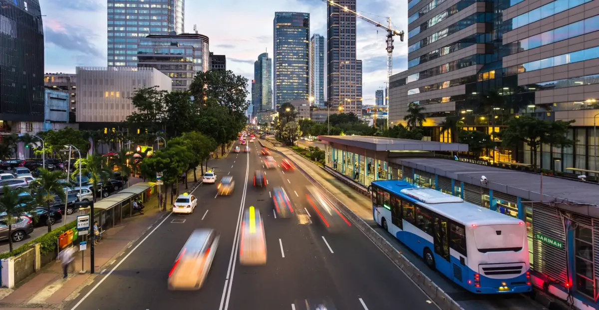 How to Plan a Jakarta City Tour (Self-Guided vs Private Guide) - Ekaputra