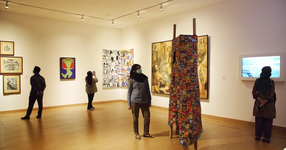 Jakarta Art Scene: Galleries, Murals, and Creative Districts Worth Exploring - Ekaputra
