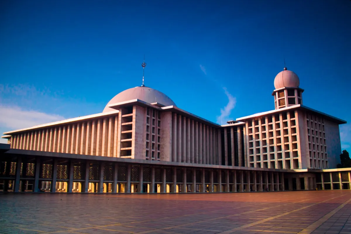 Jakarta Colonial Exploration: A Journey Through Jakarta’s Colonial Landmarks - Ekaputra