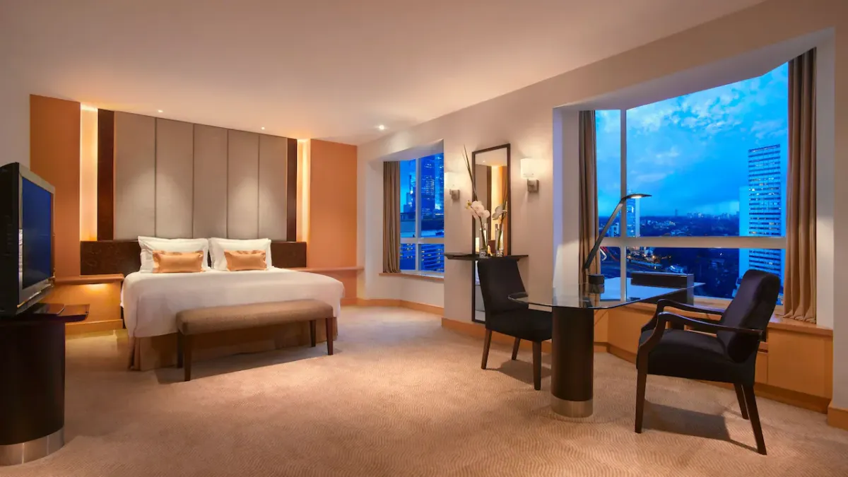 Best Mid-Range Hotels in Jakarta: Comfort Without Breaking the Bank - Ekaputra