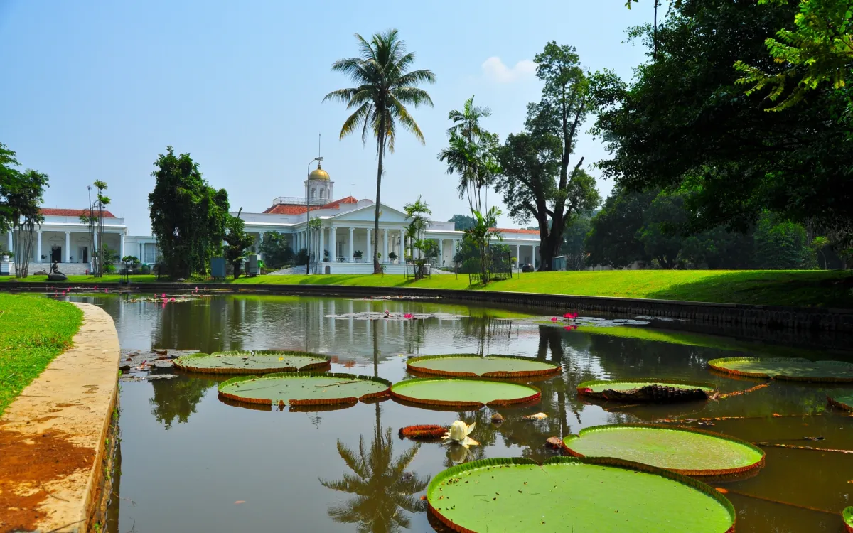Only Have 24 Hours Free in Jakarta? Here's How to Use Them Well - Ekaputra