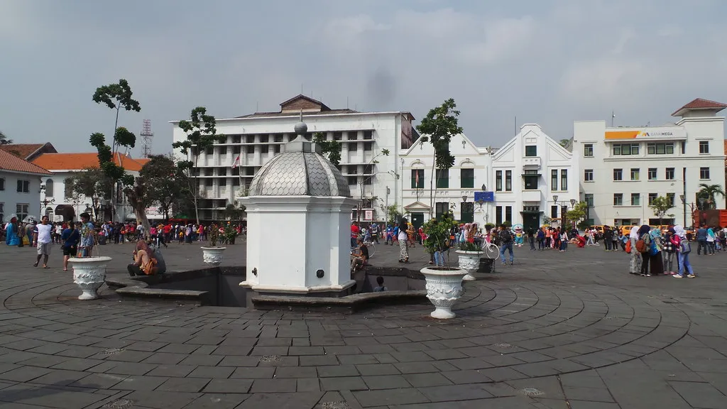 Jakarta Colonial Exploration: A Journey Through Jakarta’s Colonial Landmarks - Ekaputra