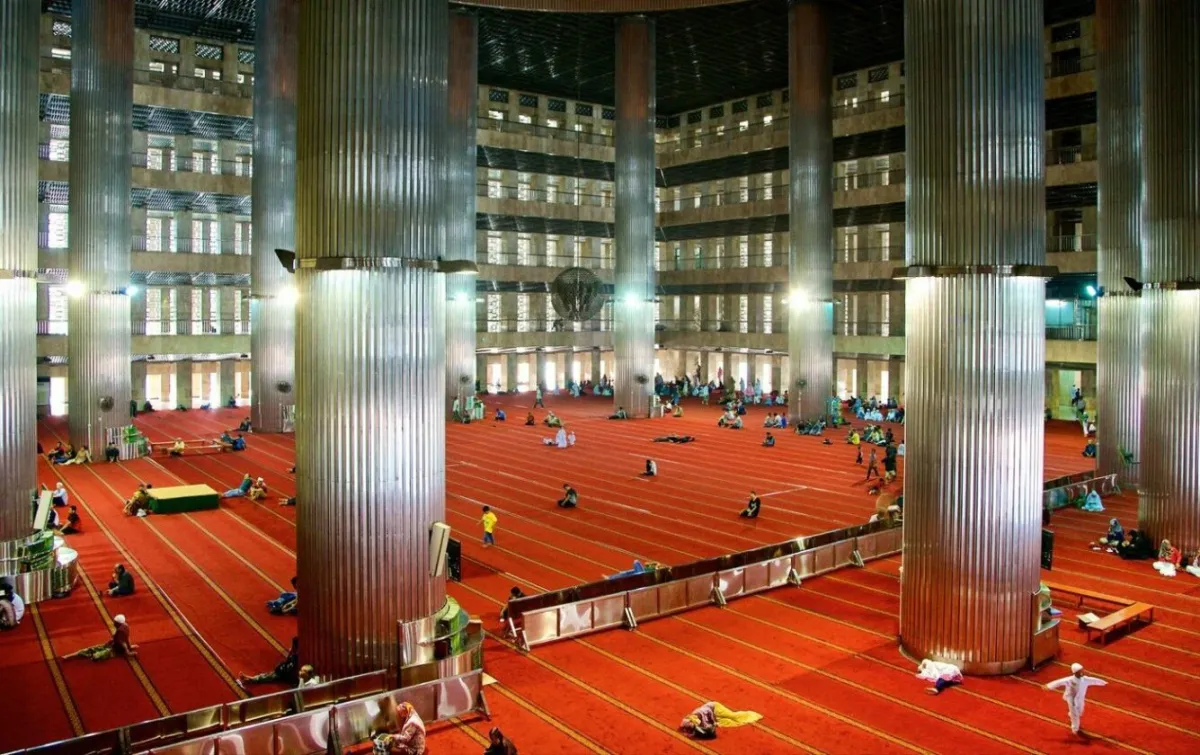 Istiqlal Mosque Jakarta: Complete Visitor Guide - Ekaputra