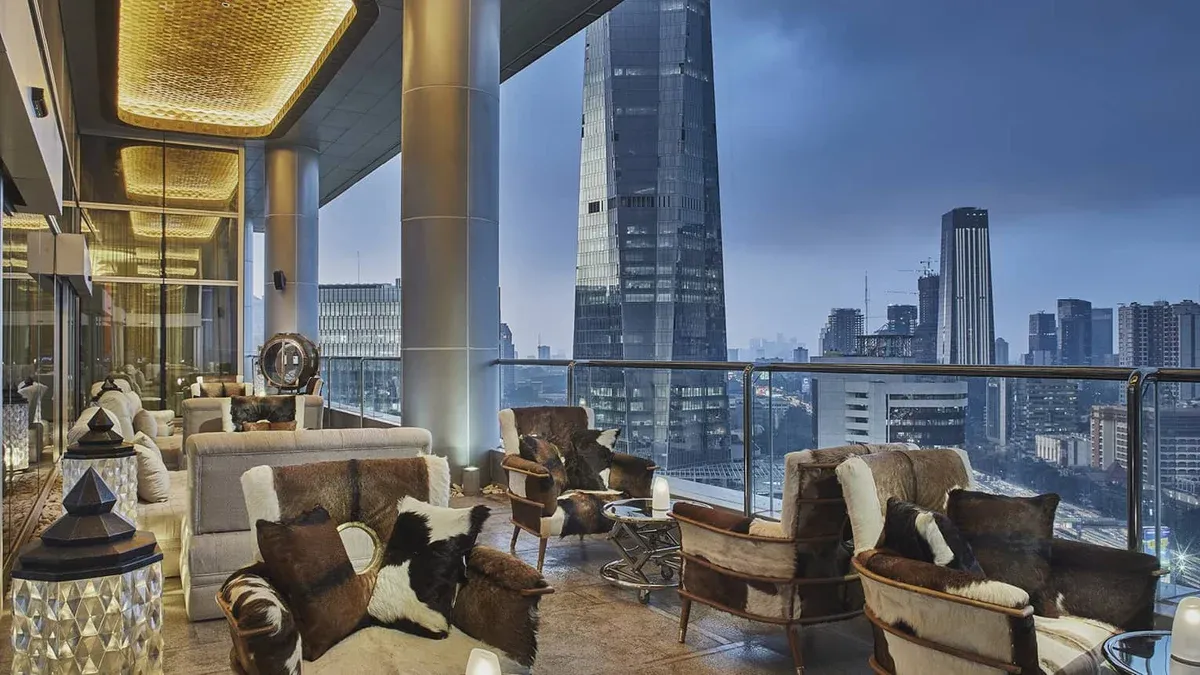 Best Luxury Hotels in Jakarta for a 5-Star Experience - Ekaputra