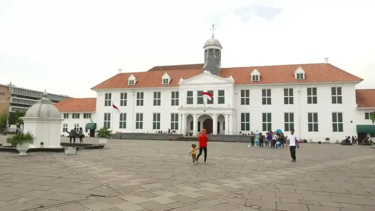 Jakarta Travel Guide: Everything Changed After the Capital Moved - Ekaputra