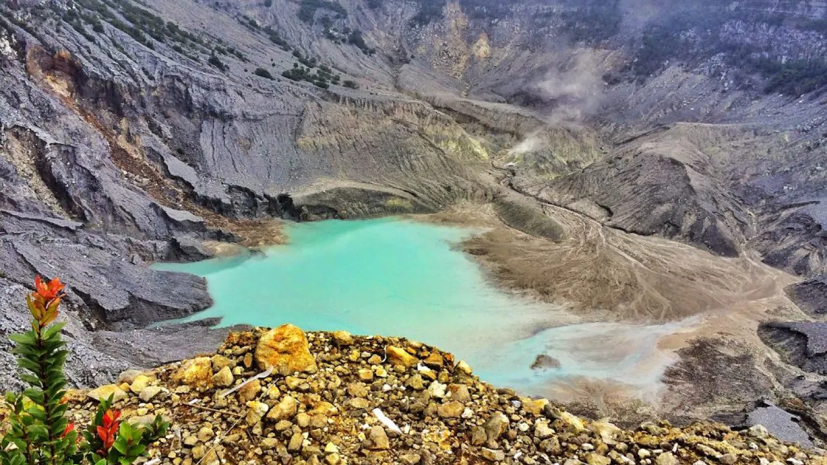 Scenic Places Near Jakarta for a Refreshing Day Trip - Ekaputra