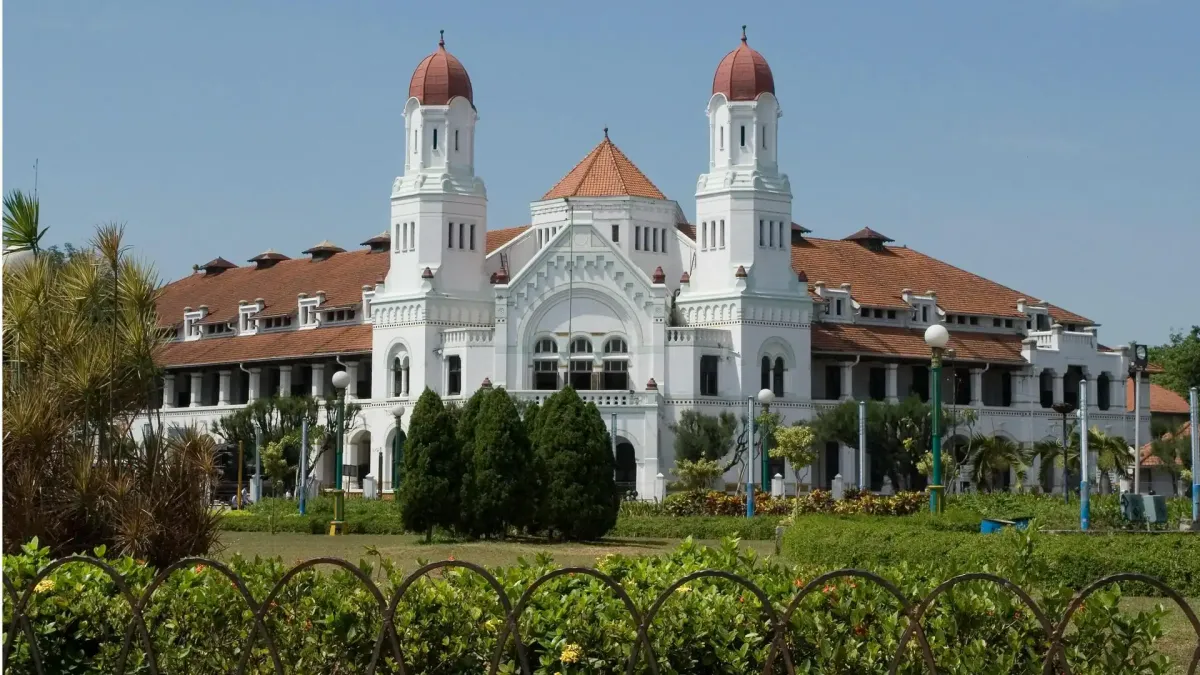 Jakarta Heritage Tour: Colonial Buildings and Museums - Ekaputra
